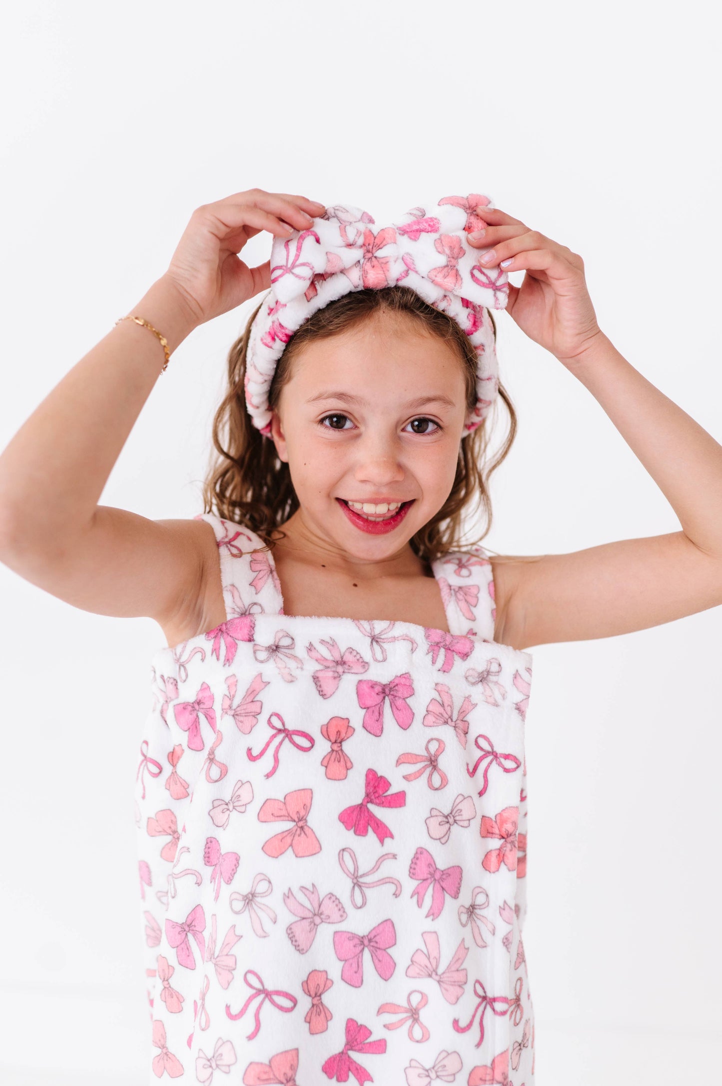 Plush Spa Wrap - Pink Bows: S/M(6-10)