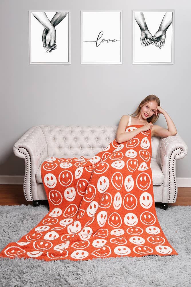 Luxury Soft Happy Face Throw Blanket: Pink