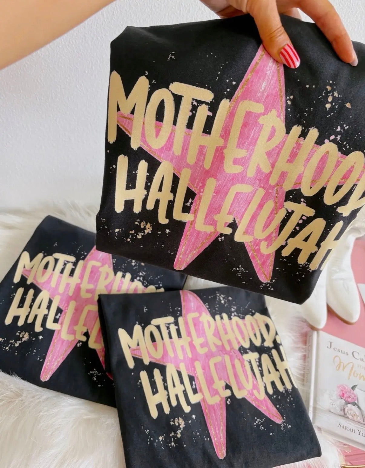 Motherhood, Hallelujah Tee