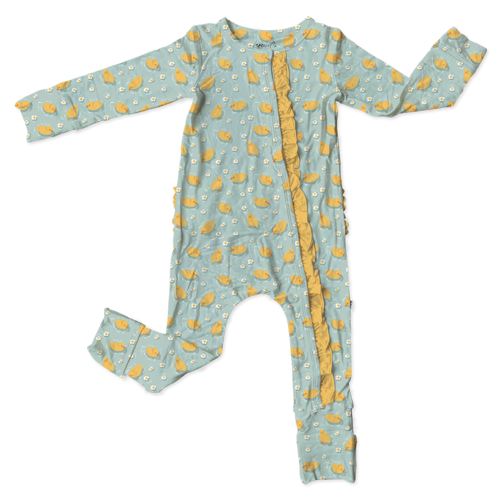 Kambreigh Bamboo Ruffle Convertible Footie: NB