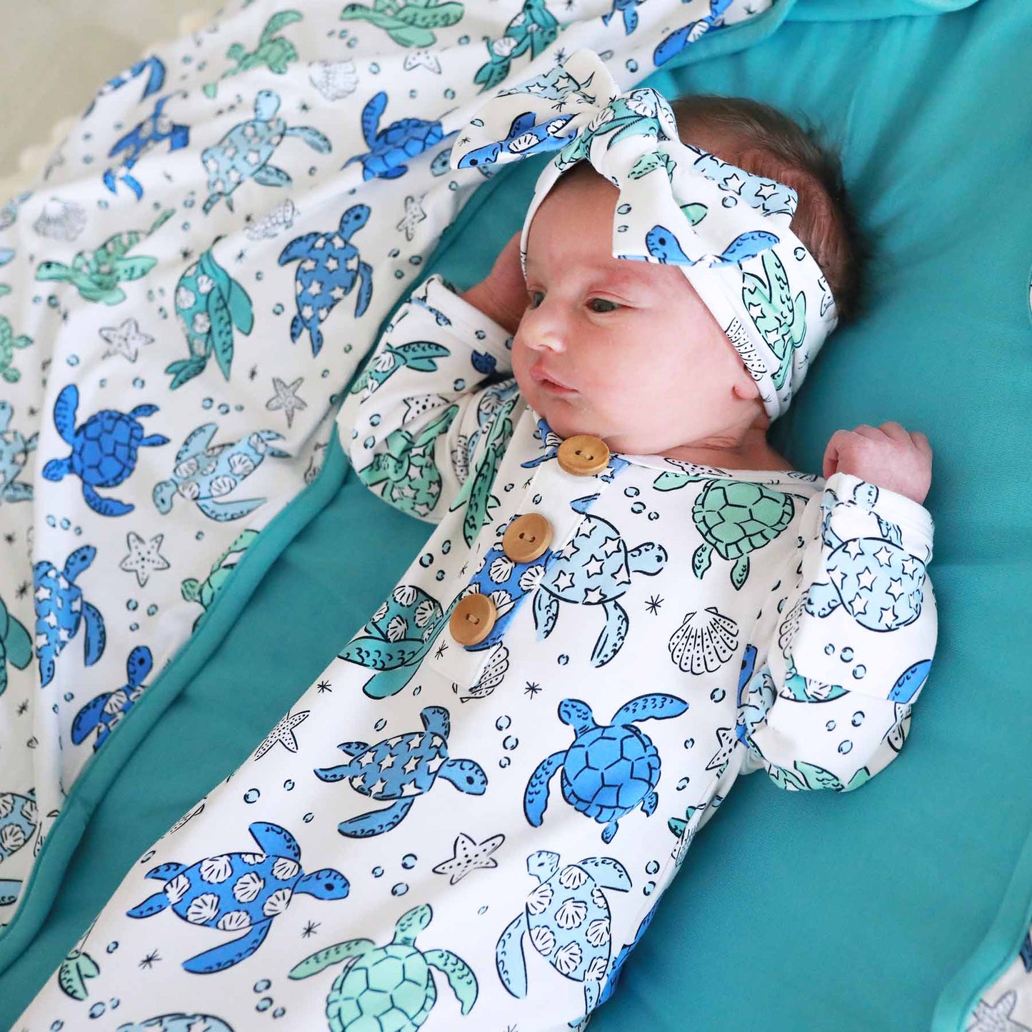 Sea Turtle Splash Newborn Baby Knot Gown & Hat Set