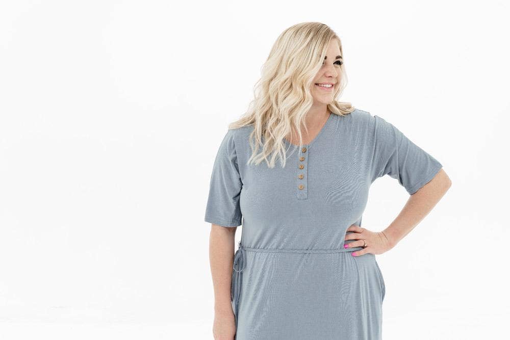 WOMENS GOWN: STRIPED ROSE