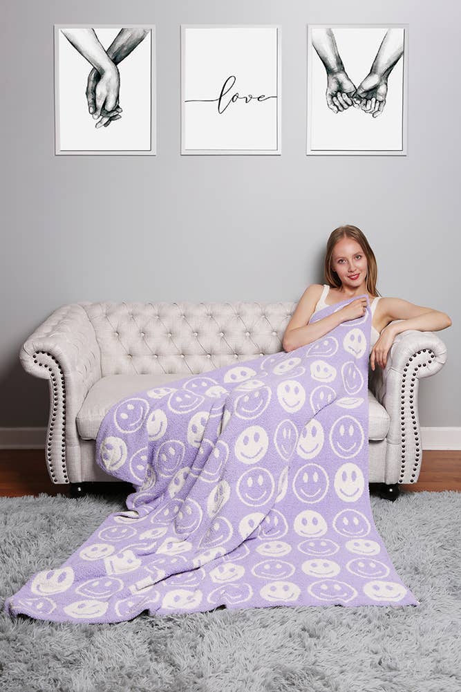 Luxury Soft Happy Face Throw Blanket: Pink