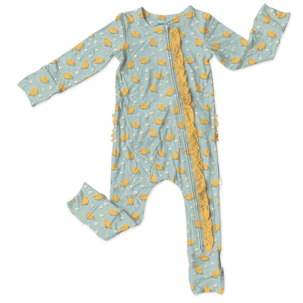 Kambreigh Bamboo Ruffle Convertible Footie: NB