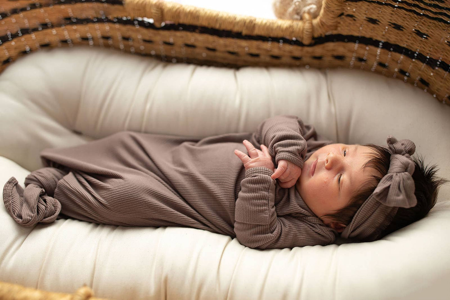 Cocoa Brown Ribbed Knotted Newborn Baby Gown sleepwear: Gown & Hat