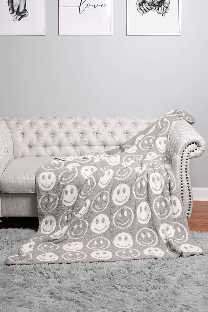 Luxury Soft Happy Face Throw Blanket: Pink