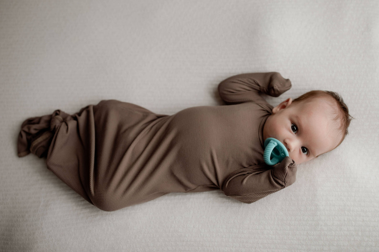 Cocoa Brown Ribbed Knotted Newborn Baby Gown sleepwear: Gown & Hat