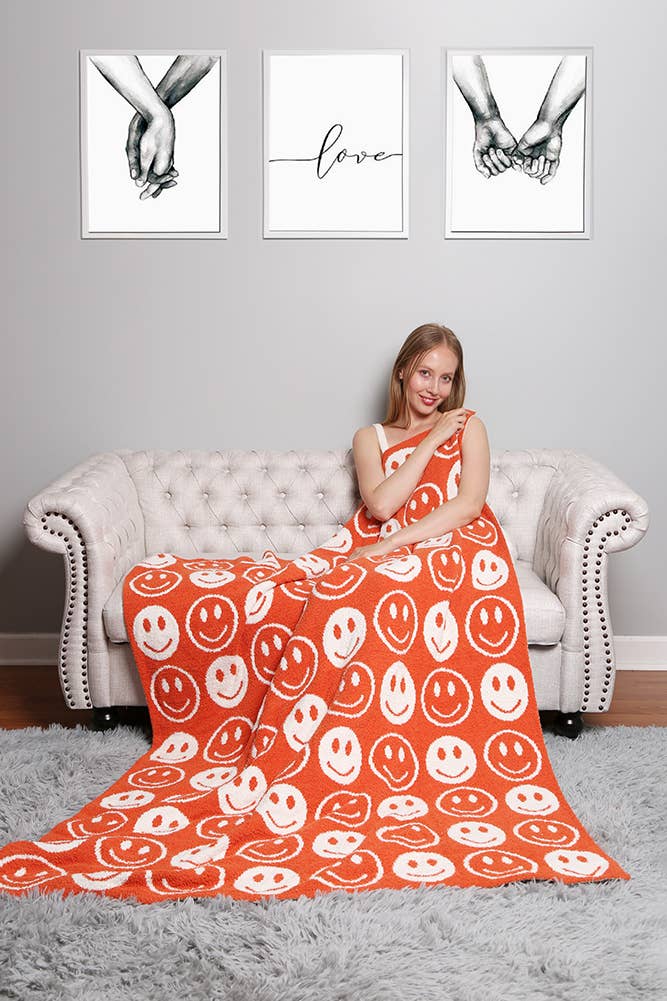 Luxury Soft Happy Face Throw Blanket: Pink