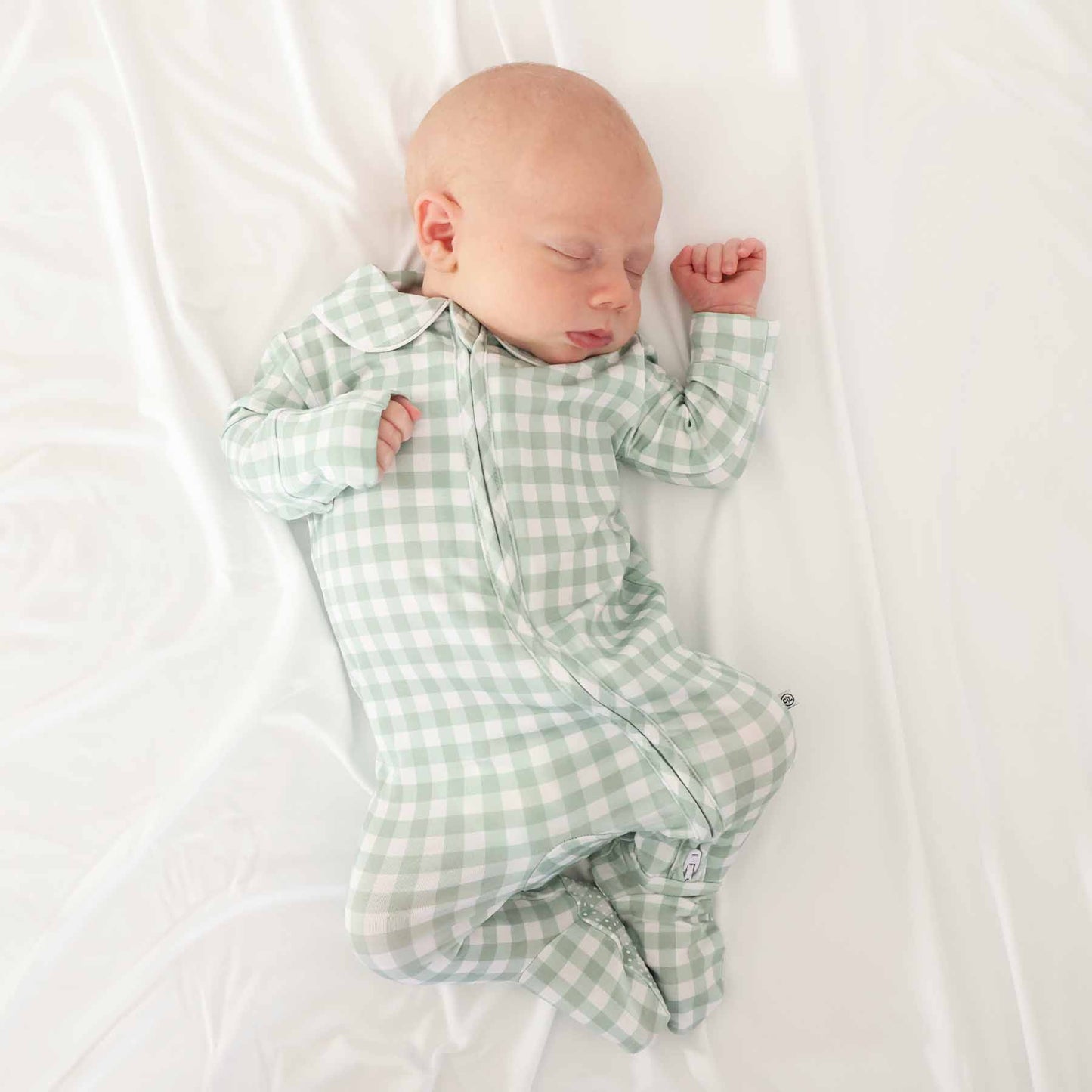 Peter Pan Collar Zipper Footie | Moss Gingham