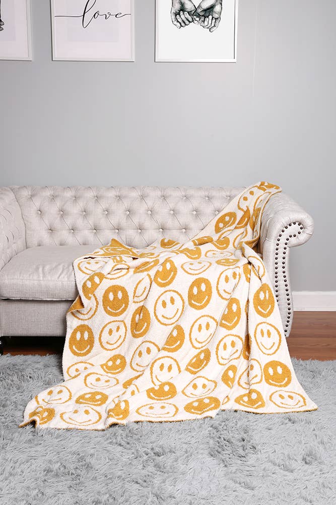 Luxury Soft Happy Face Throw Blanket: Pink